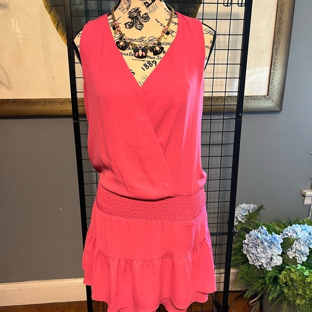 Elegant Pink Sleeveless Mini Dress